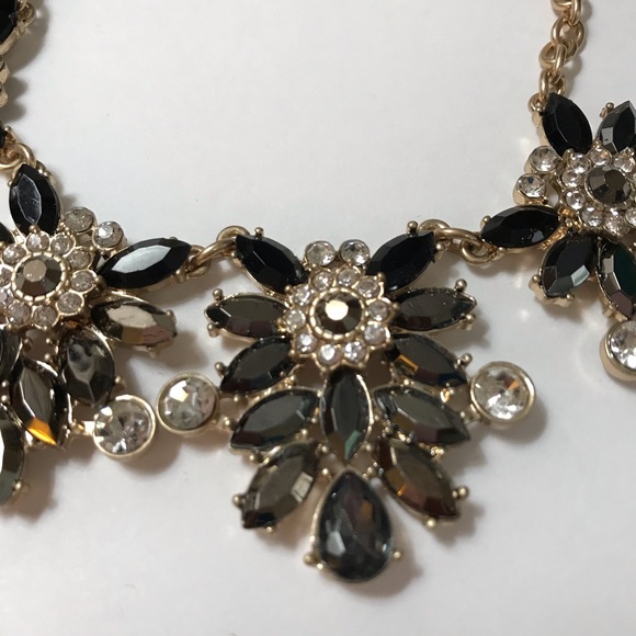 Black & Smokey Topaz Gemstone Statement Necklace - Picture 7 of 7